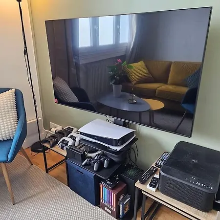 Renovated 2-Bed Apartment 2 Min From Lyon Oullins Exterior photo