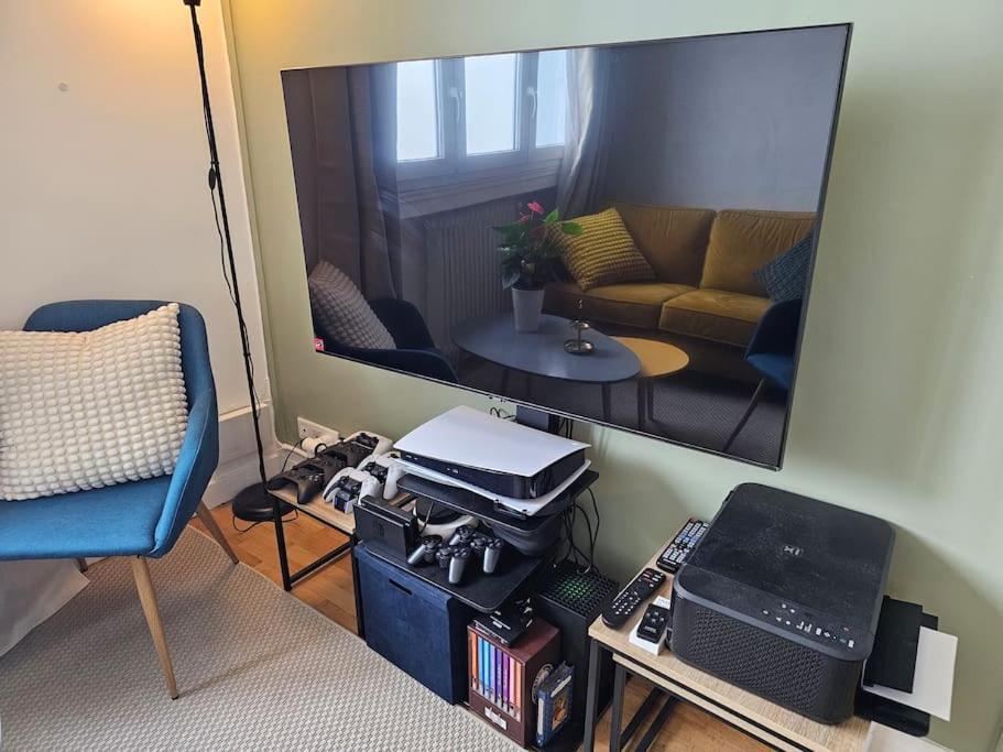 Renovated 2-bed 2 Min From Lyon Oullins